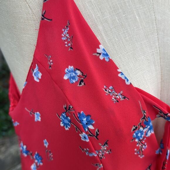 Sienna Sky Lightweight Floral Knotted Tank Blouse Size Medium - Picture 6 of 9